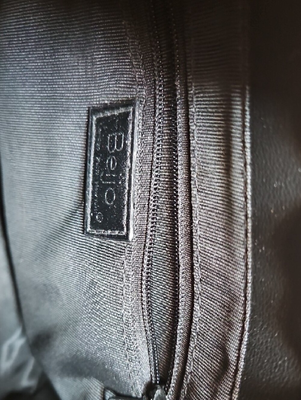 Olive Green Patent Tote with Black Ring Handles - Picture 2 of 7